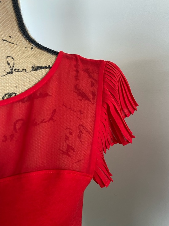 Express Red Flutter Sleeve Scoop Neck Top - Picture 2 of 6